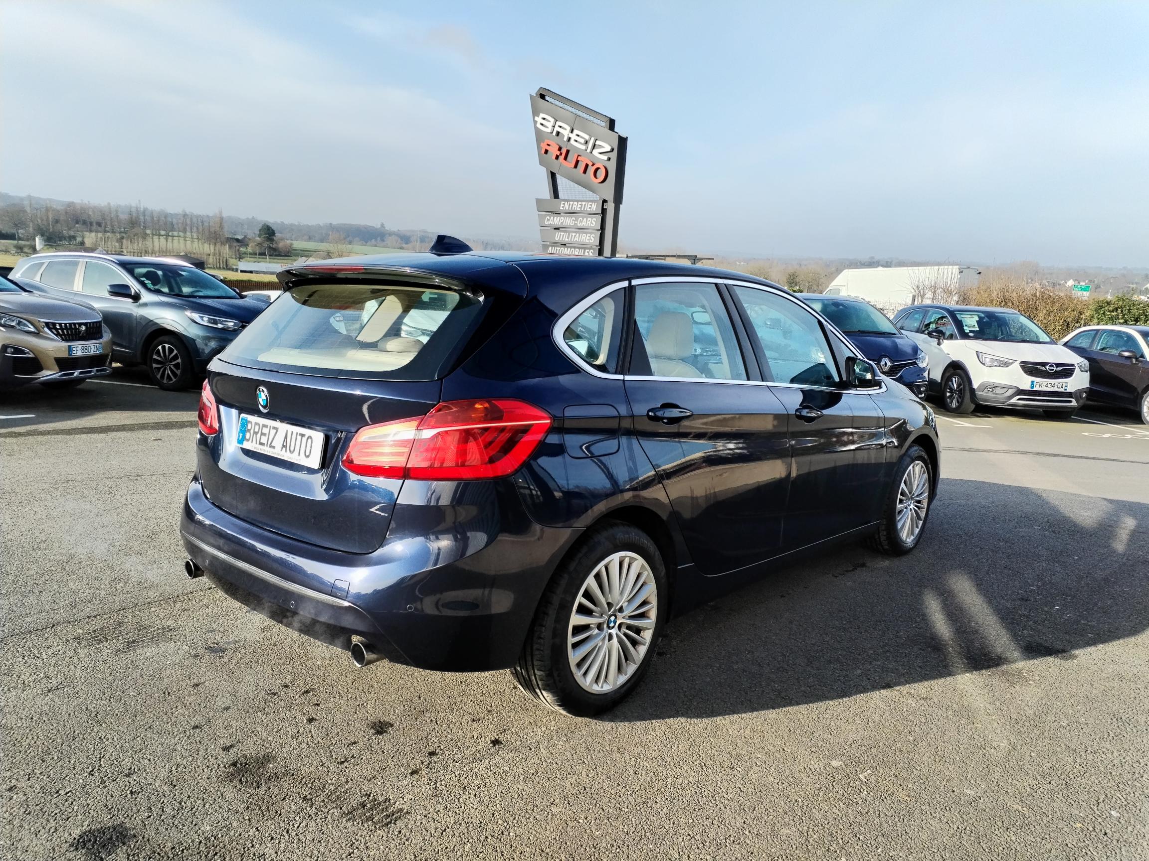 BMW             220 D